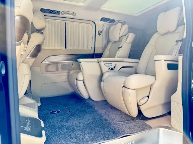 Mercedes-Benz V-Class — Фото автомобиля 29