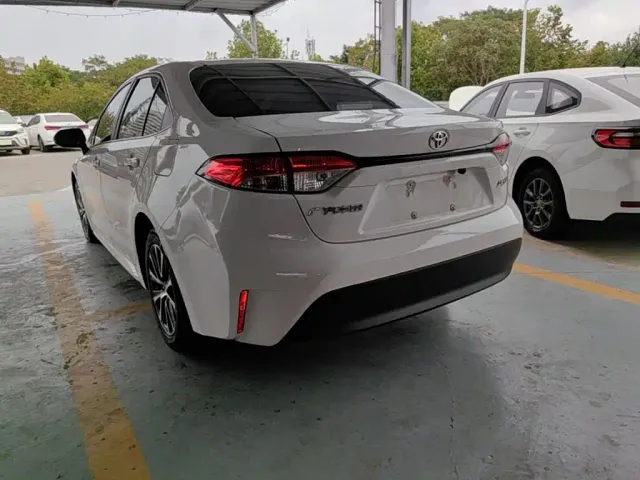 Toyota Levin 2023 TNGA 1.5L CVT Progressive — Фото автомобиля 4