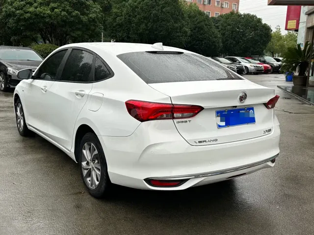 Buick Verano — Фото автомобиля 4