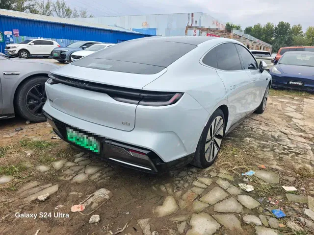 Geely Galaxy E8 — Фото автомобиля 8