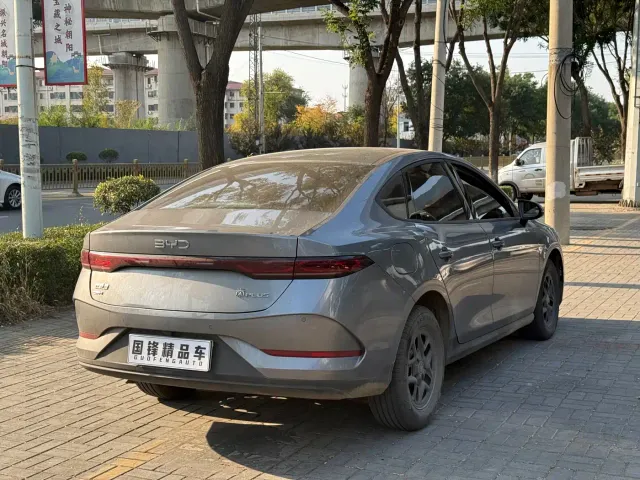 BYD Qin PLUS — Фото автомобиля 6