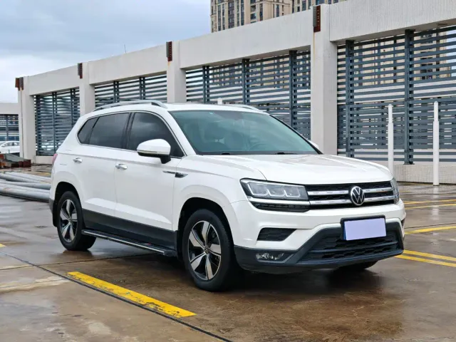 Volkswagen Tharu — Фото автомобиля 3
