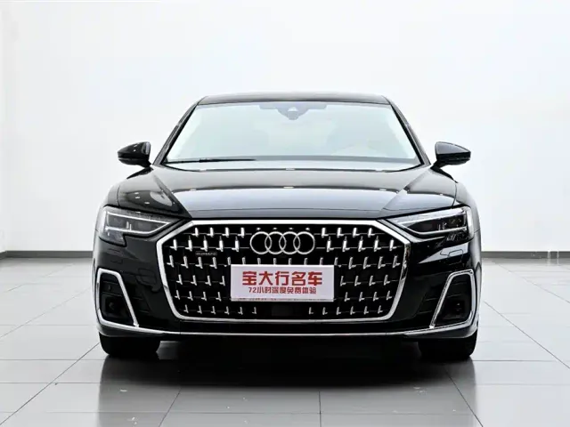 Audi A8 — Фото автомобиля 3