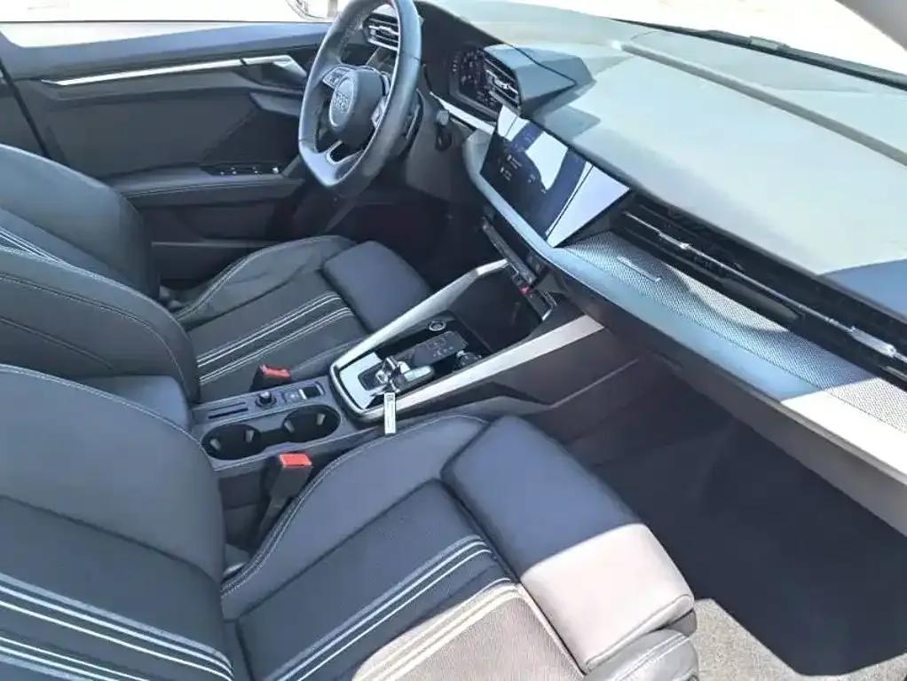Audi Audi A3 2023 Sportback 35 TFSI Fashion Sport — Фото автомобиля 15