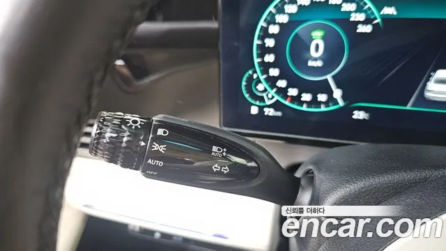 Hyundai Grandeur Grandeur (New) Hybrid — Фото автомобиля 30