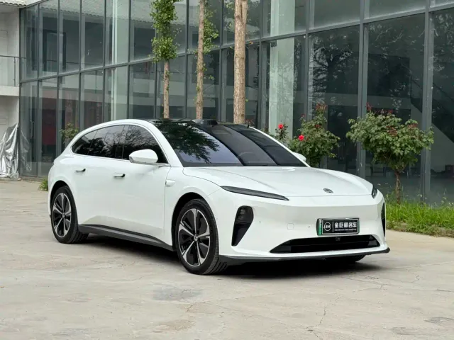 Nio ET5 Touring — Фото автомобиля 3