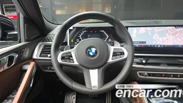 BMW X6 xDrive40i M Sport — Фото автомобиля 13