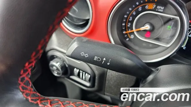 Jeep Wrangler JL — Фото автомобиля 30