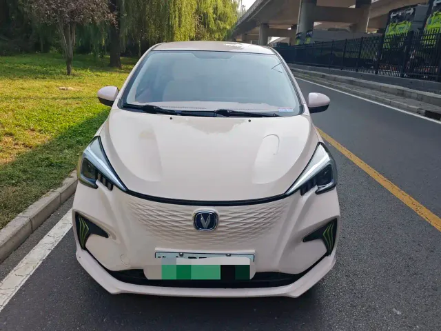 Changan Benben E-Star — Фото автомобиля 2