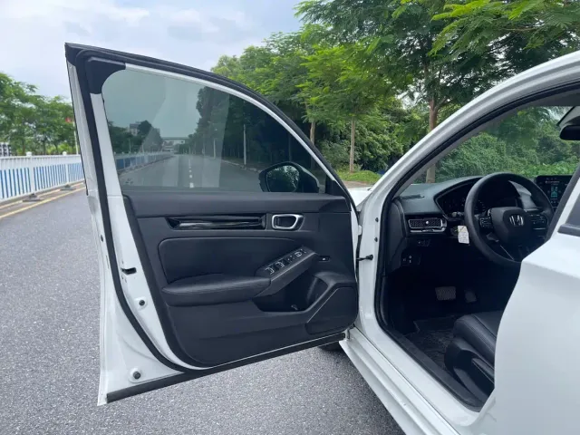 Honda Civic — Фото автомобиля 21