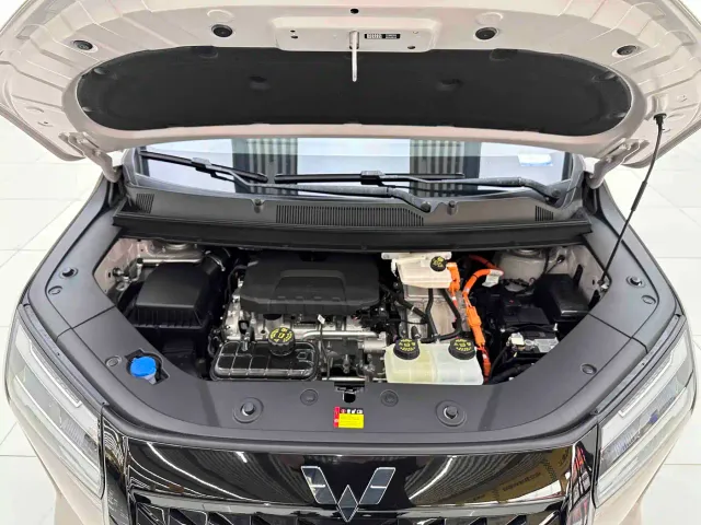 Wuling Starlight 730 — Фото автомобиля 9