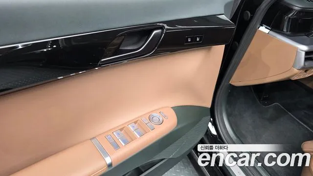 Hyundai Grandeur GN7 — Фото автомобиля 27