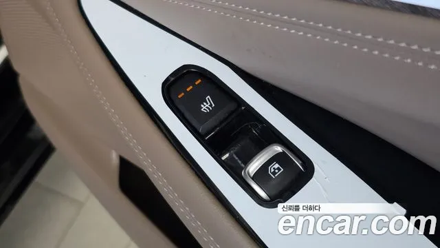 Kia K8 K8 Hybrid — Фото автомобиля 24