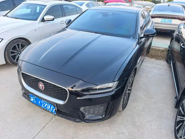 Фотография автомобиля — Jaguar XEL
