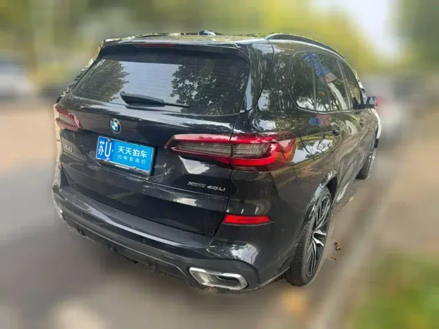 BMW X5 — Фото автомобиля 2
