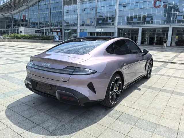 Xiaomi SU7 — Фото автомобиля 6