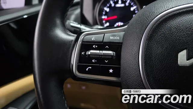 Kia Carnival 4th Gen — Фото автомобиля 14