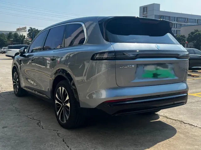 Huajing Baojun S — Фото автомобиля 4