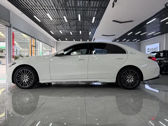 Mercedes-Benz C-Class — Фото автомобиля 7