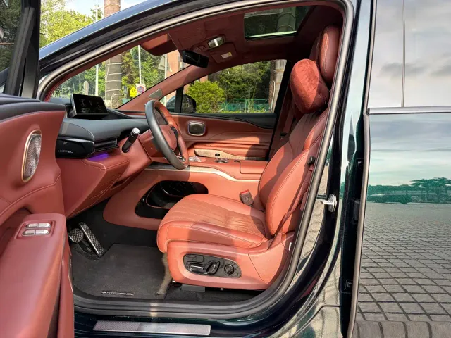 GAC Hyptec HL — Фото автомобиля 10