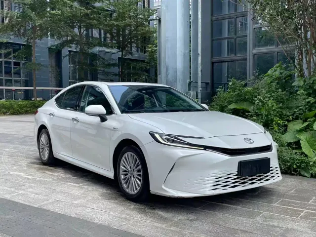Toyota Camry — Фото автомобиля 3
