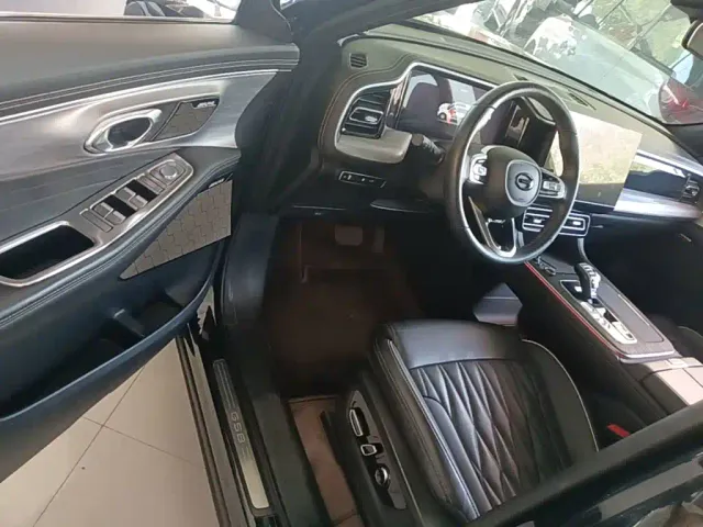 GAC Trumpchi GS8 — Фото автомобиля 15