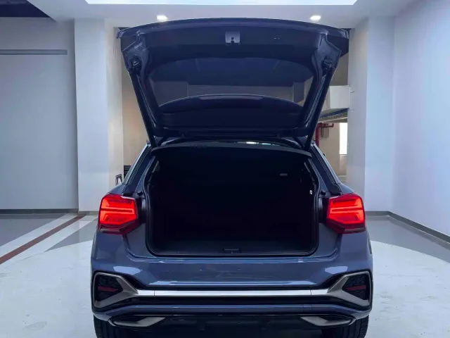 Audi Q2L — Фото автомобиля 19