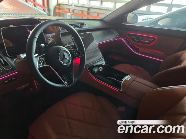 Mercedes-Benz S-Class — Фото автомобиля 3