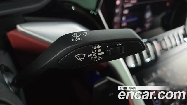 Lamborghini Urus — Фото автомобиля 24