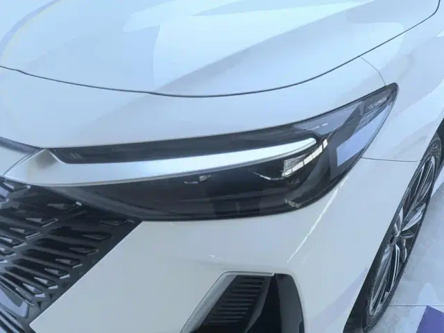 Chery Arrizo 8 — Фото автомобиля 5