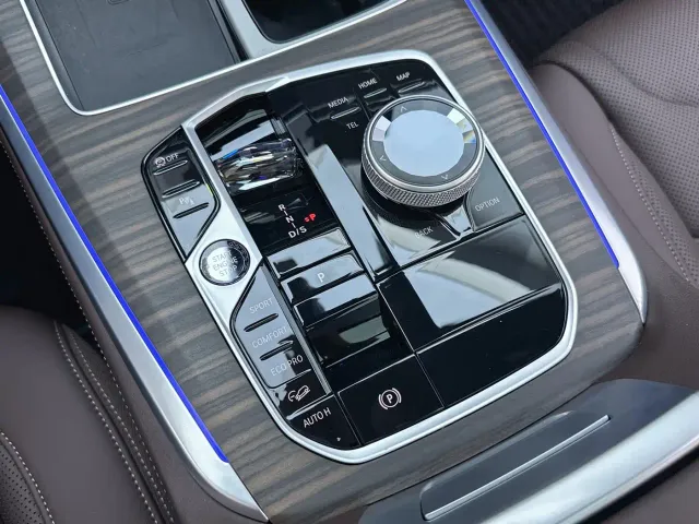 BMW X5 — Фото автомобиля 5