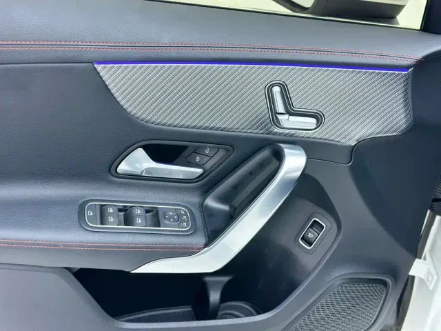 Mercedes-Benz A-Class — Фото автомобиля 21