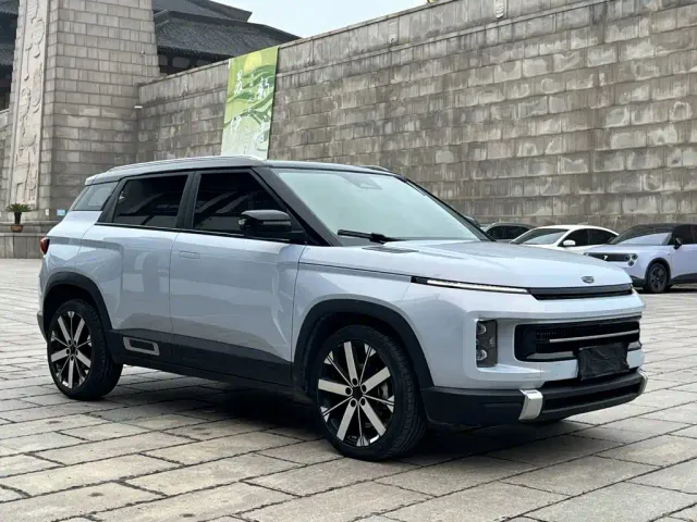 Geely ICON — Фото автомобиля 3