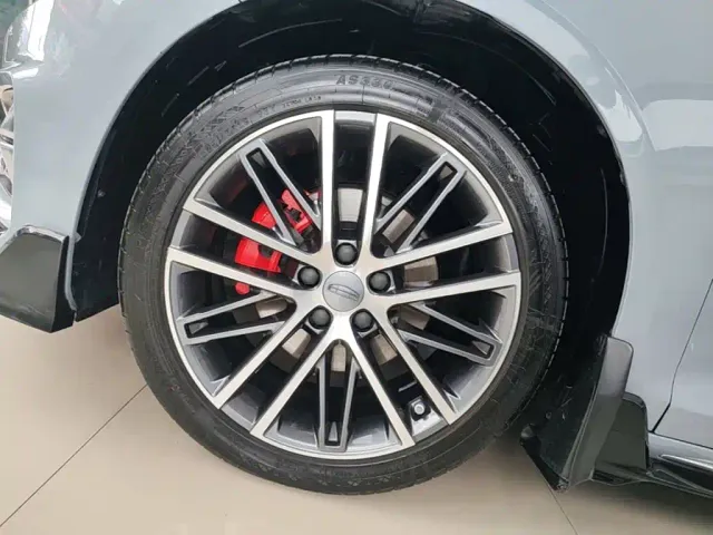 Geely Xingrui — Фото автомобиля 22