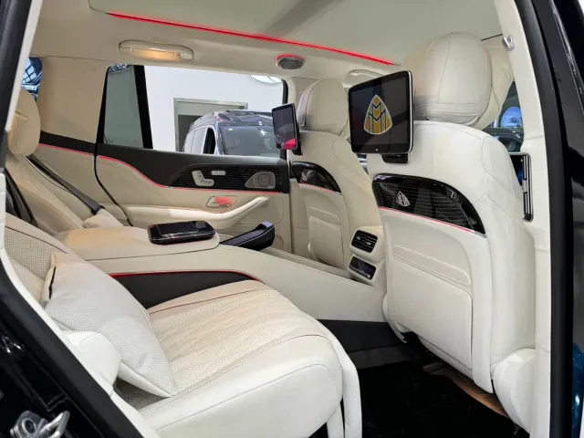 Mercedes-Benz GLS-Class — Фото автомобиля 10
