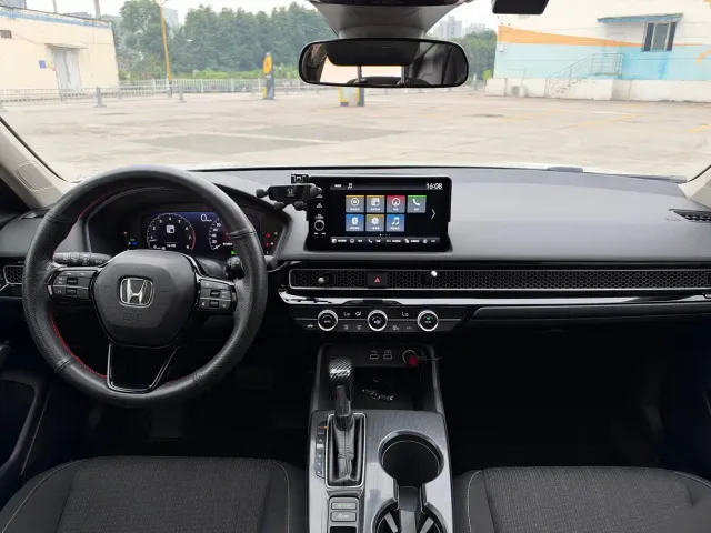 Honda Civic — Фото автомобиля 12
