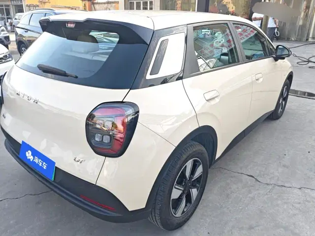 GAC Aion UT — Фото автомобиля 3