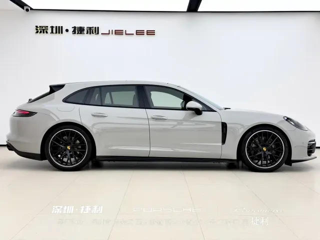 Porsche Panamera — Фото автомобиля 3