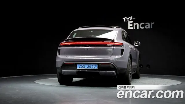 Porsche Macan — Фото автомобиля 4