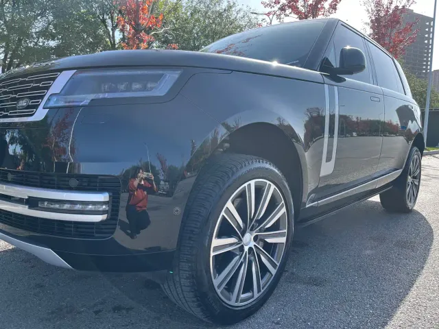 Land Rover Range Rover — Фото автомобиля 4