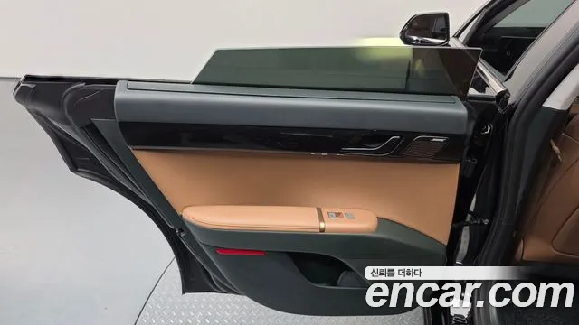 Hyundai Grandeur GN7 — Фото автомобиля 14