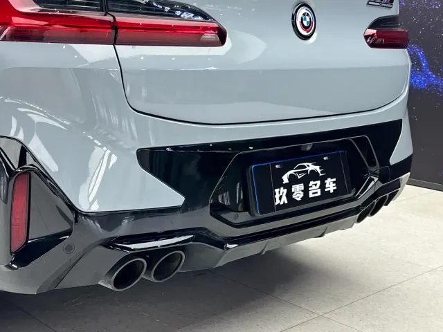 BMW X4 M — Фото автомобиля 9
