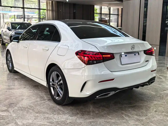 Mercedes-Benz A-Class — Фото автомобиля 5