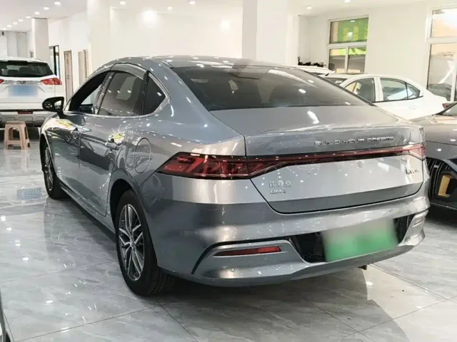 BYD Qin PLUS — Фото автомобиля 4