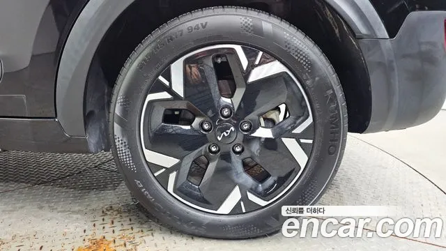 Kia Niro — Фото автомобиля 4