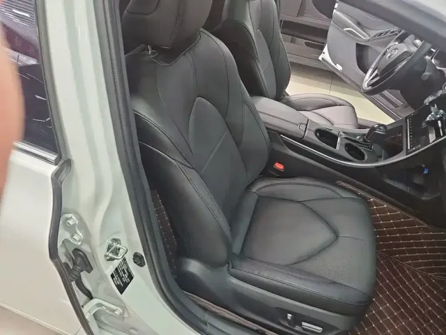Toyota Avalon — Фото автомобиля 2