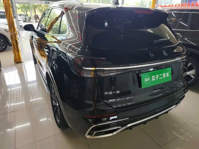 Hongqi HS5 — Фото автомобиля 10