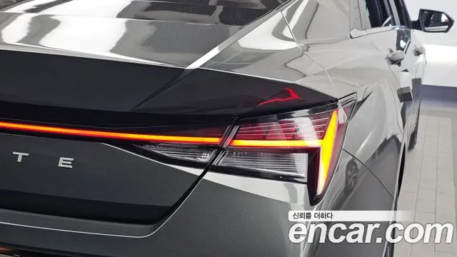 Hyundai Avante — Фото автомобиля 8
