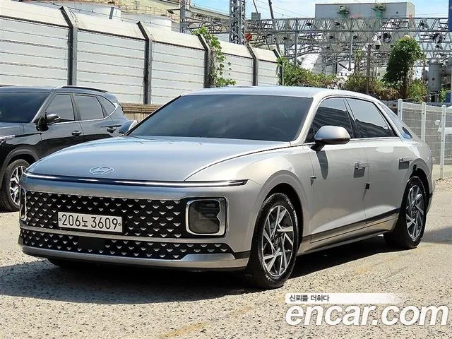 Фотография автомобиля — Hyundai Grandeur GN7