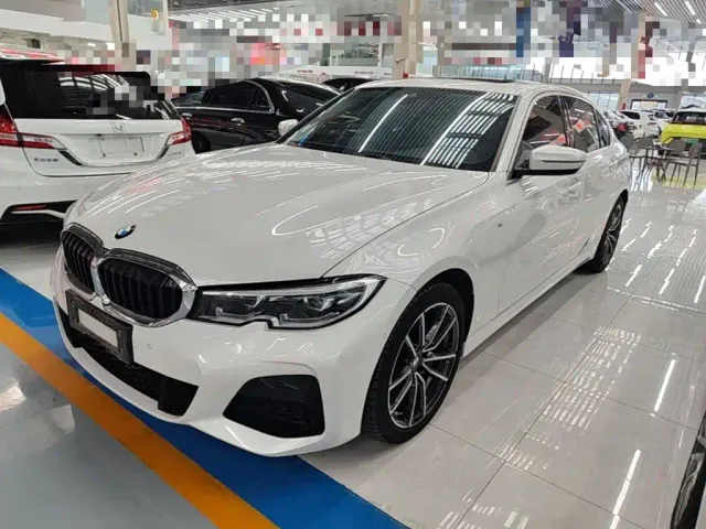 Фотография автомобиля — BMW 3 Series